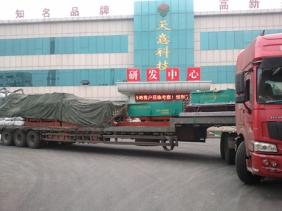 發貨:江蘇徐州墻板機設備4套