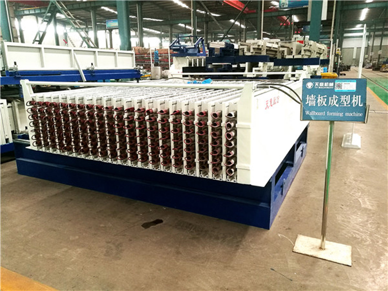 全自動墻板機產量高,一機多用